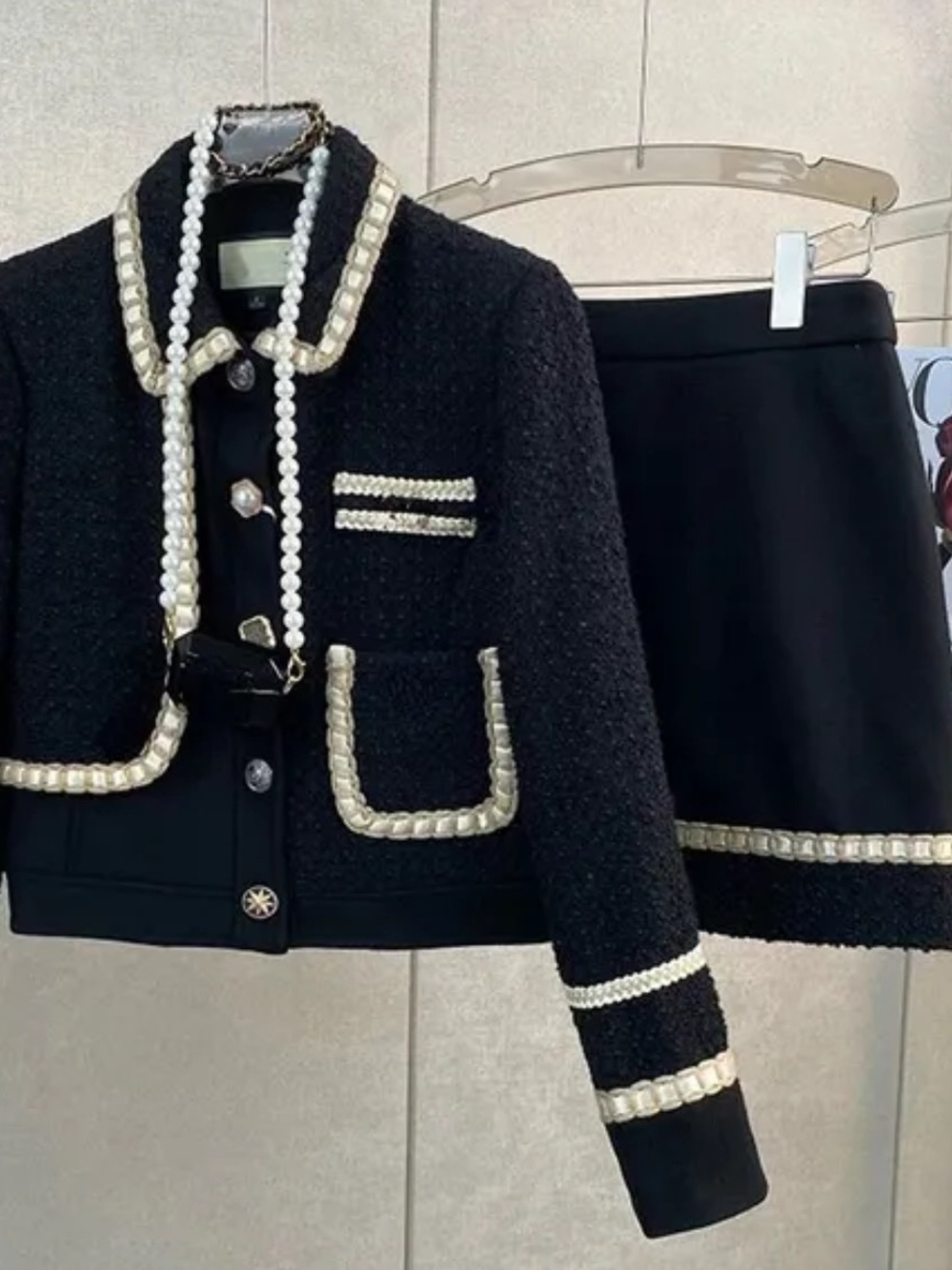 black tweed jacket and skirt set - Picture 2 of 5